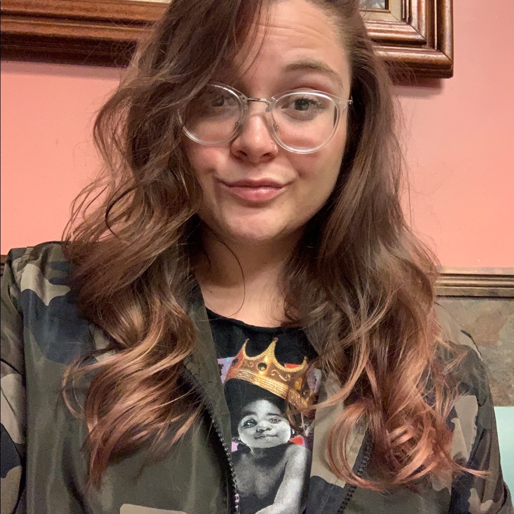 Meet your Posher, Kaleigh